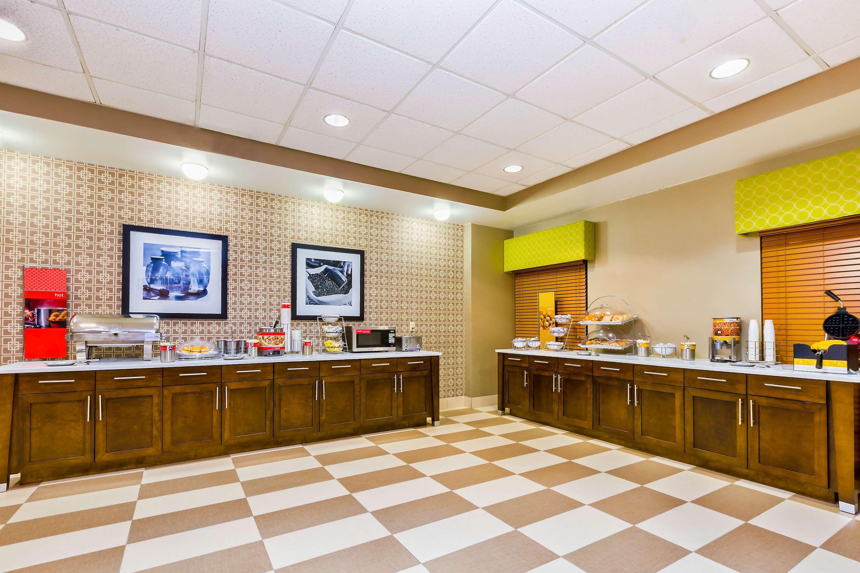 Hampton Inn Huntsville-Arsenal/South Parkway Exteriör bild
